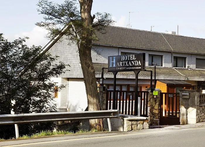 Artxanda Bilbao, Parking Gratuito En El Exterior Junto Al (adults Only)