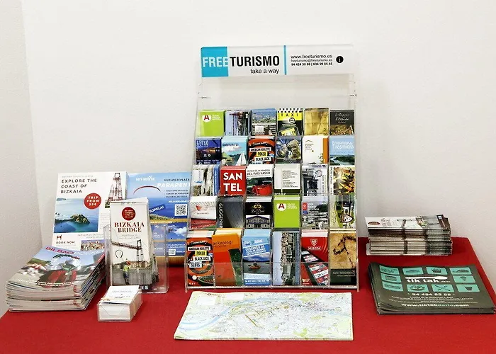 Artxanda Bilbao, Parking Gratuito En El Exterior Junto Al (adults Only) Hotel Bilbau