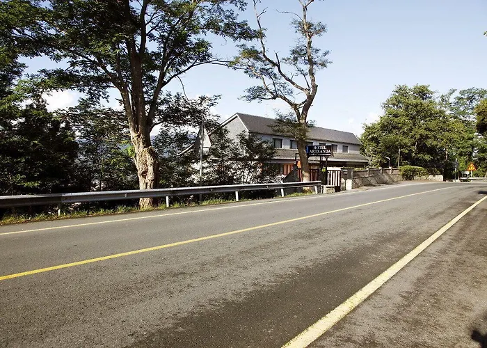 Artxanda Bilbao, Parking Gratuito En El Exterior Junto Al (adults Only) Hotel Bilbau