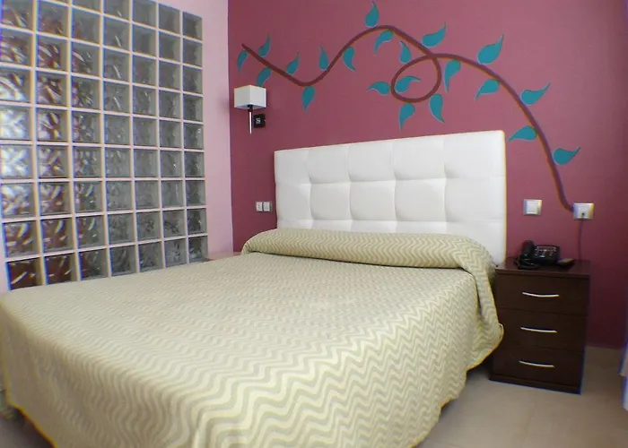 Artxanda Bilbao, Parking Gratuito En El Exterior Junto Al (adults Only) *