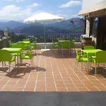 Artxanda Bilbao, Parking Gratuito En El Exterior Junto Al (adults Only) מלון *
