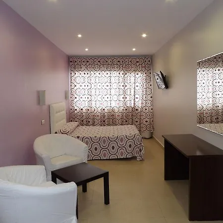 Artxanda Bilbao, Parking Gratuito En El Exterior Junto Al (adults Only) * בילבאו
