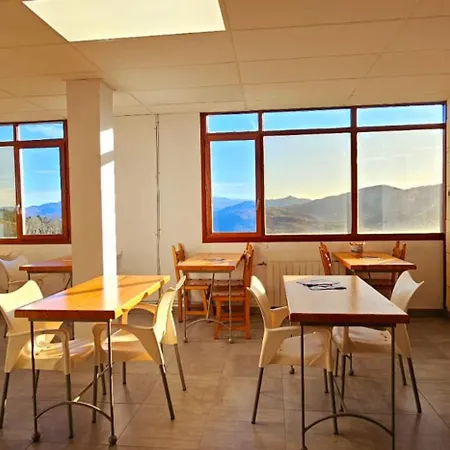 Artxanda Bilbao, Parking Gratuito En El Exterior Junto Al (adults Only) מלון בילבאו