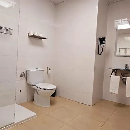 Hotel Artxanda Bilbao, Parking Gratuito En El Exterior Junto Al Hotel (Adults Only)
