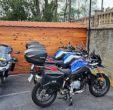 Artxanda Bilbao, Parking Gratuito En El Exterior Junto Al (adults Only) Hotel