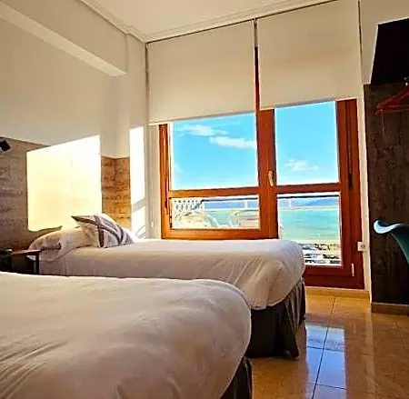Artxanda Bilbao, Parking Gratuito En El Exterior Junto Al (adults Only) Hotel