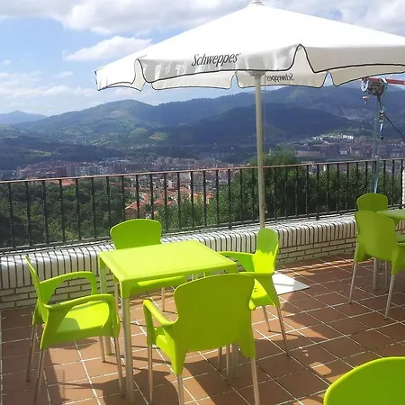Artxanda Bilbao, Parking Gratuito En El Exterior Junto Al (adults Only) מלון בילבאו