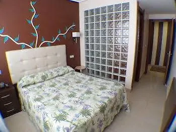 Artxanda Bilbao, Parking Gratuito En El Exterior Junto Al (adults Only) מלון *