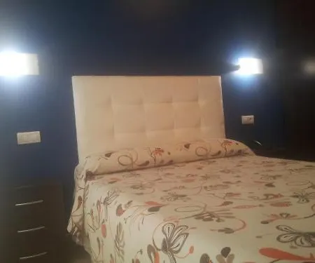 מלון Artxanda Bilbao, Parking Gratuito En El Exterior Junto Al (adults Only) בילבאו