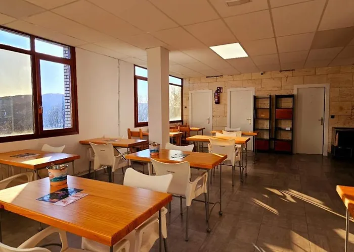 Hotel Artxanda Bilbao, Parking Gratuito En El Exterior Junto Al Hotel (Adults Only) Hotel *