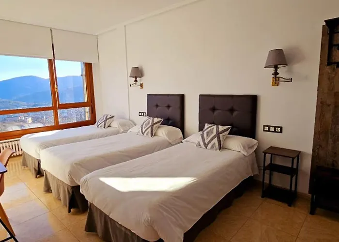 Hotel Artxanda Bilbao, Parking Gratuito En El Exterior Junto Al Hotel (Adults Only) *