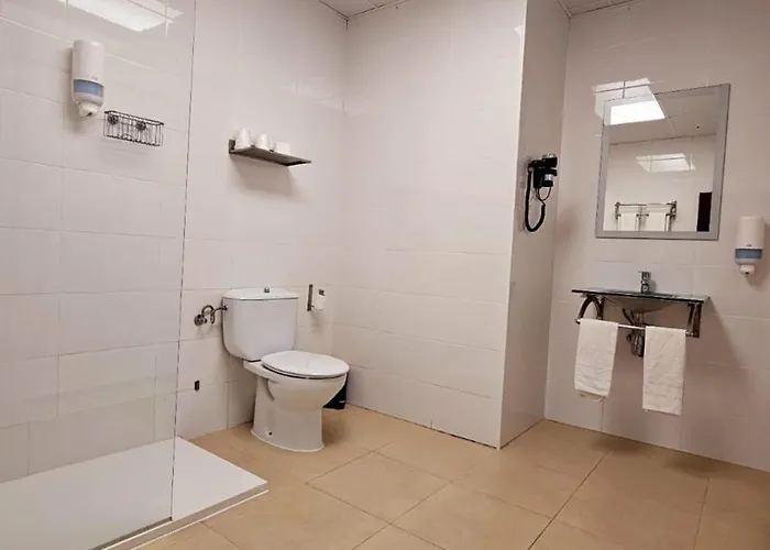 Hotel Artxanda Bilbao, Parking Gratuito En El Exterior Junto Al Hotel (Adults Only)