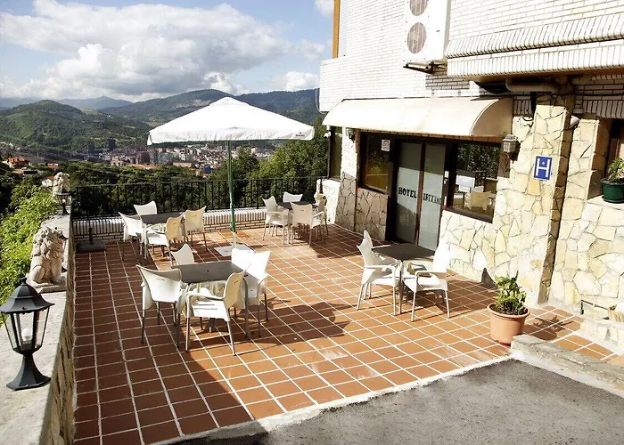 Hotel Artxanda Bilbao, Parking Gratuito En El Exterior Junto Al Hotel (Adults Only) *