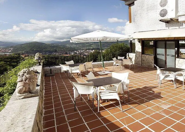 Hotel Artxanda Bilbao, Parking Gratuito En El Exterior Junto Al Hotel (Adults Only)