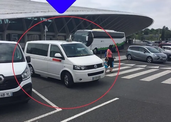 Hotel Artxanda Bilbao, Parking Gratuito En El Exterior Junto Al Hotel (Adults Only)