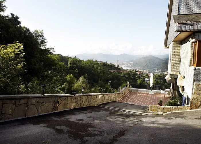 Hotel Artxanda Bilbao, Parking Gratuito En El Exterior Junto Al Hotel (Adults Only)