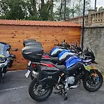 Ξενοδοχείο Artxanda Bilbao, Parking Gratuito En El Exterior Junto Al (adults Only)