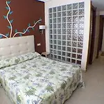 Artxanda Bilbao, Parking Gratuito En El Exterior Junto Al (adults Only) Ξενοδοχείο *