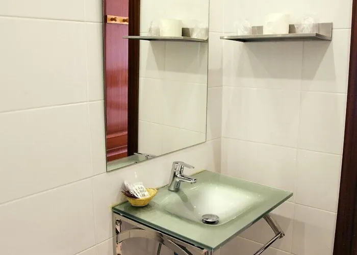 Artxanda Bilbao, Parking Gratuito En El Exterior Junto Al (adults Only) * 毕尔巴鄂